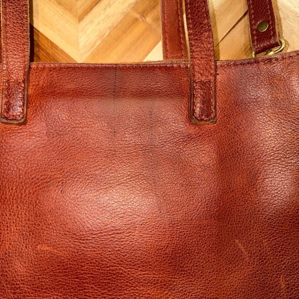 Portland Leather Brown Tote Bag - Picture 3 of 9